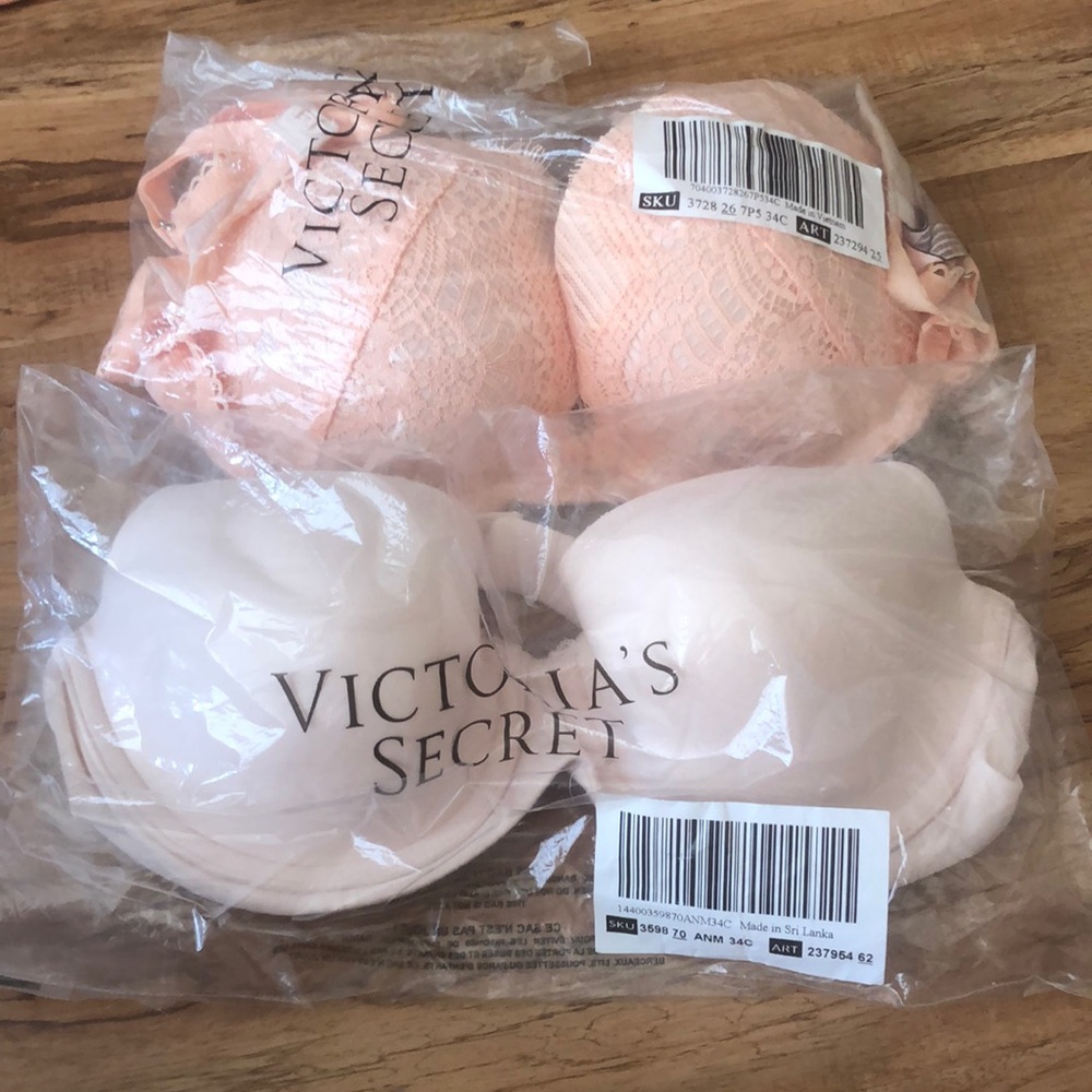 2 Victoria Secret 34C push-up bras